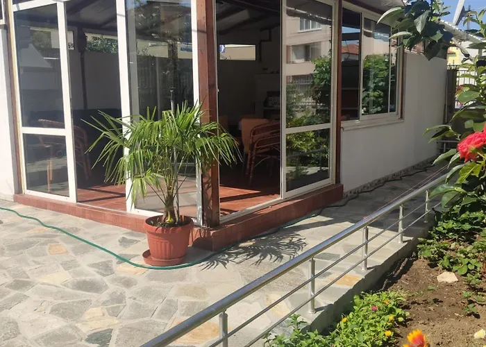 за гости левтерови Gæstehus Chernomorets