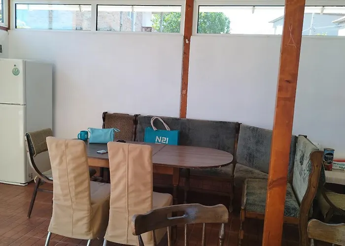 за гости левтерови Chernomorets