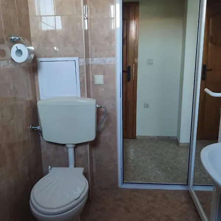 за гости левтерови Maison d'hôtes *