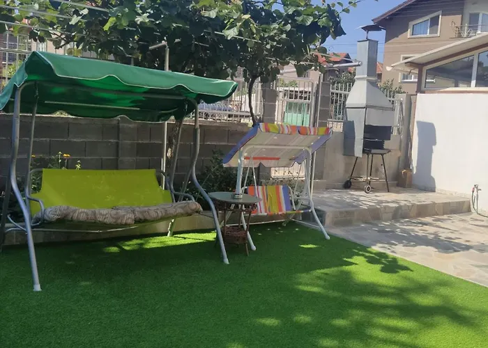 招待所 за гости левтерови