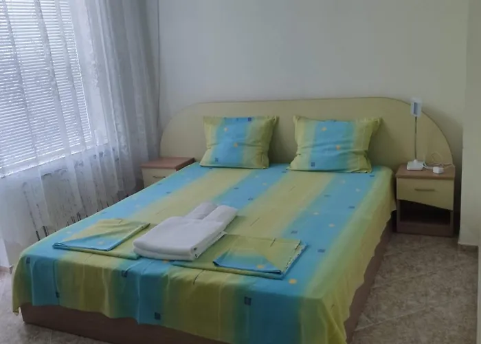 за гости левтерови 招待所 *